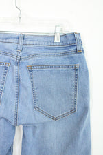 Gap Classic Straight Mid Rise Jeans | 4 Petite