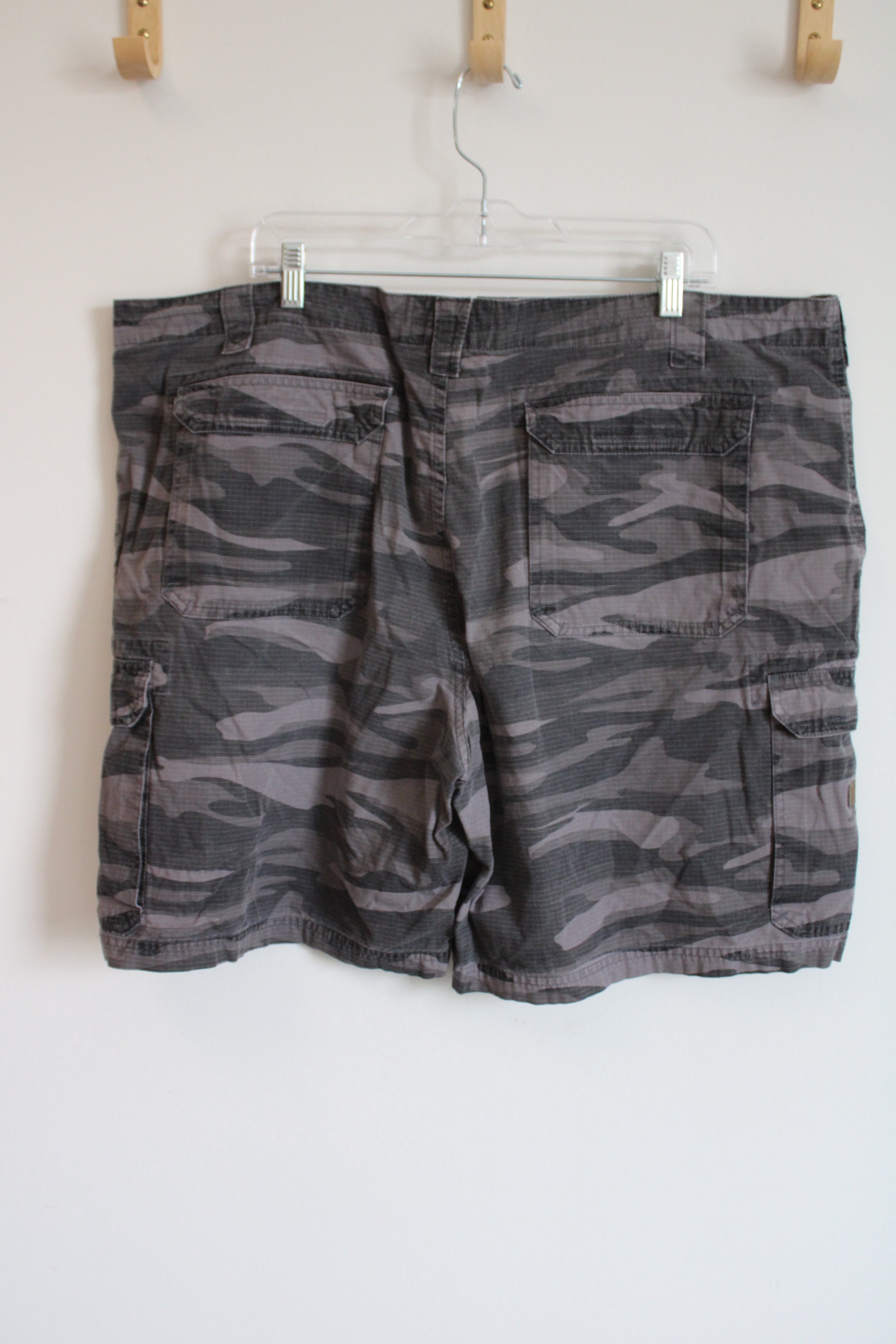 Cabela's Gray Camo Cargo Shorts | 44