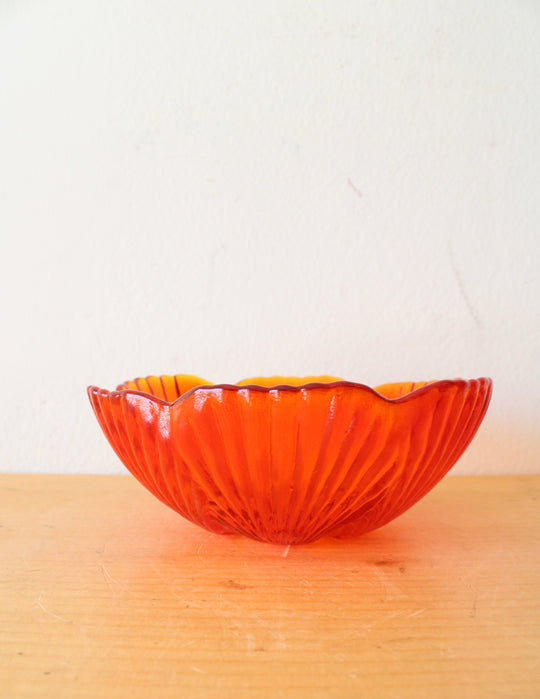 Amberina Flower Glass Bowl