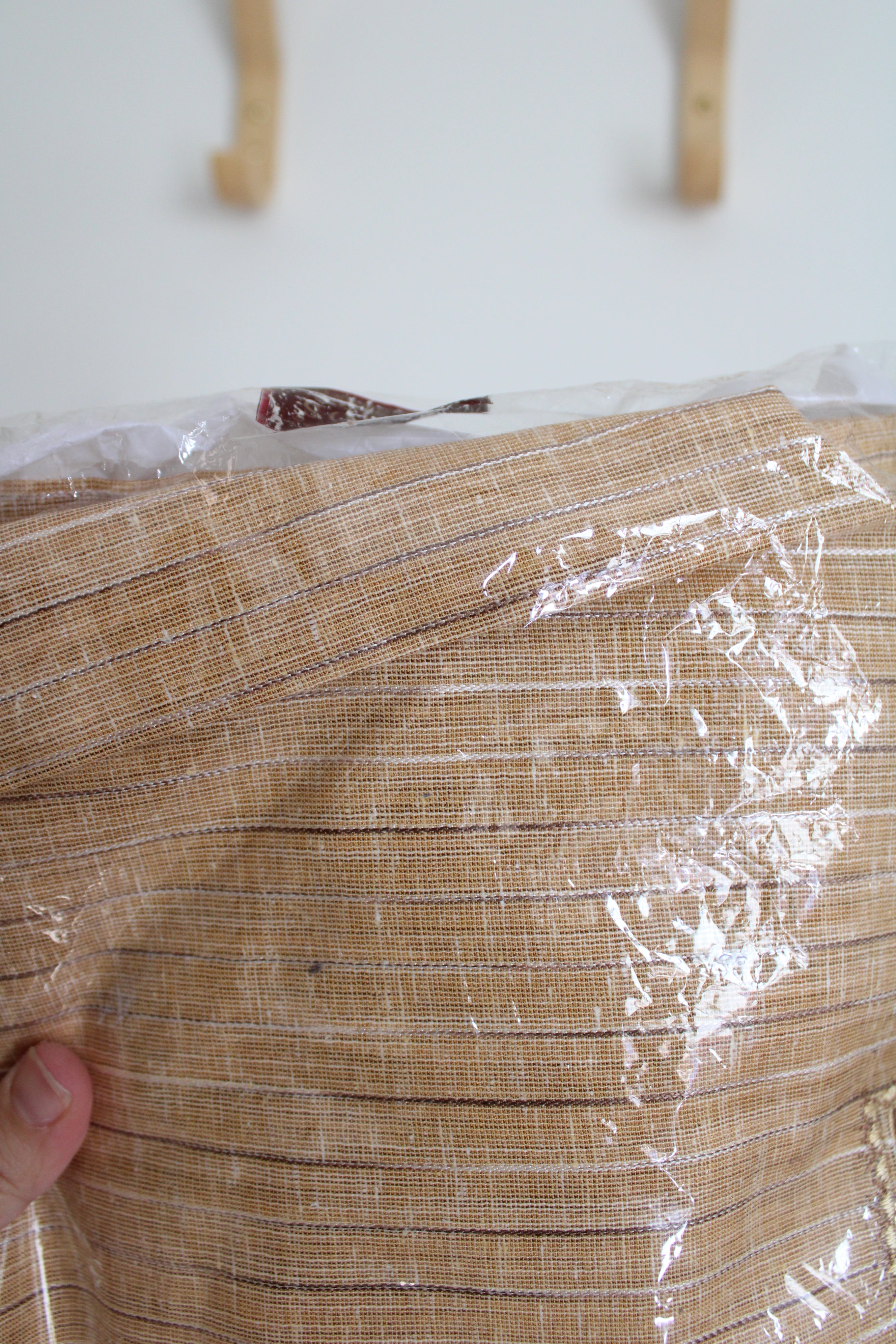 NEW Ethos Elite Garments Benzer Gold Collar Set Outfit