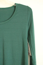 NEW LuLaRoe Solid Green Scoop Neck Shirt | S