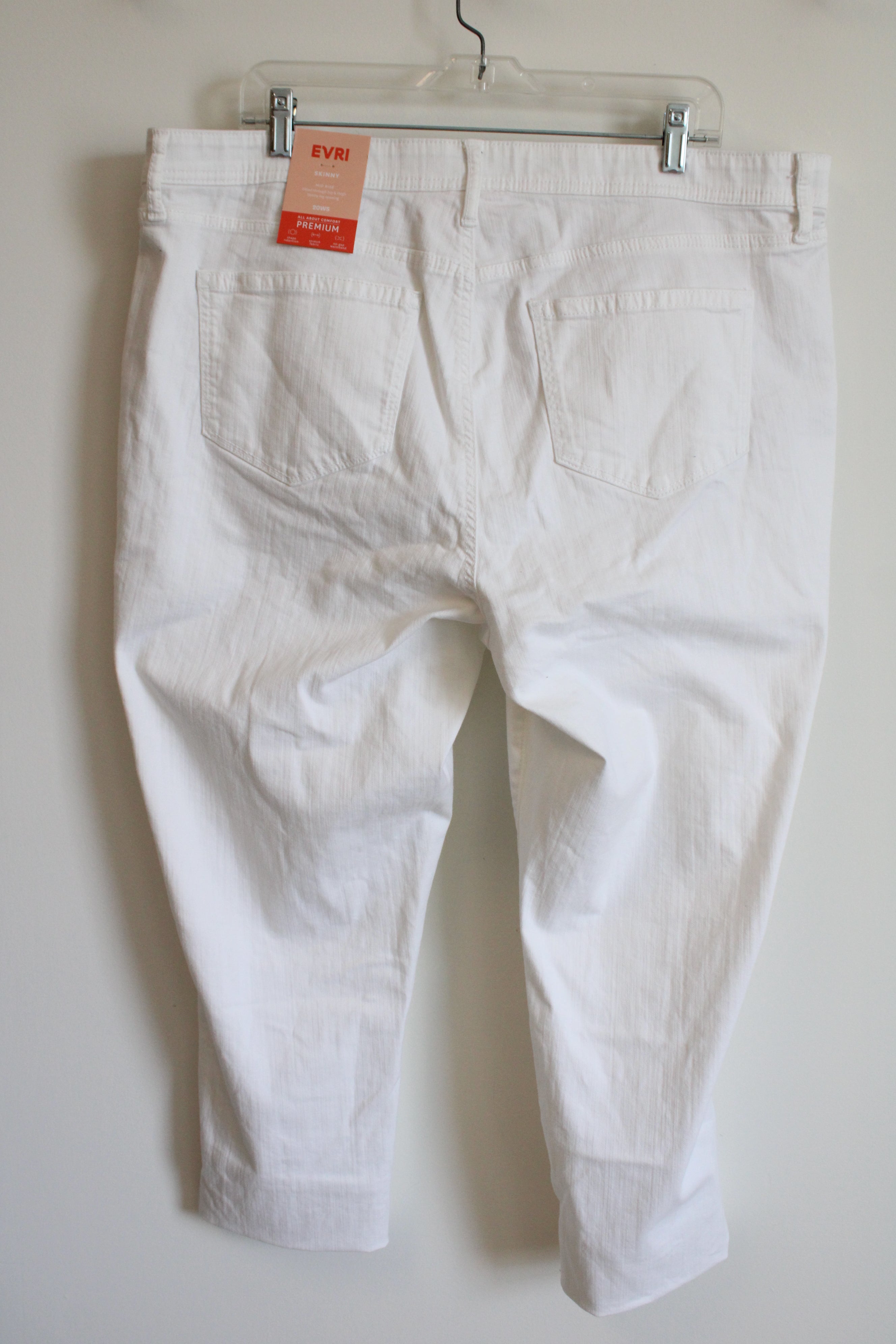 NEW Evri White Skinny Jeans | 20WS