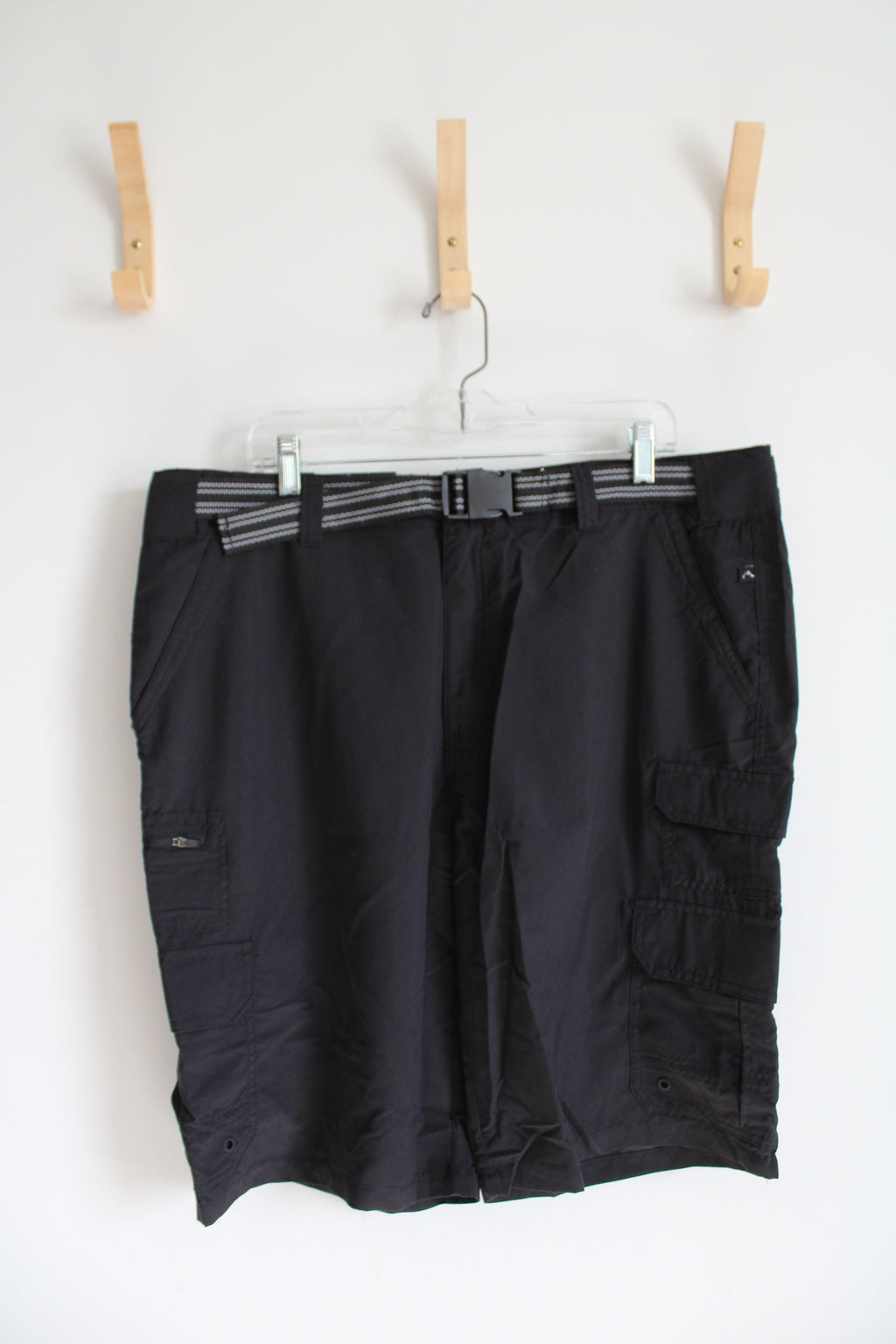 NEW Denali Black Cargo Shorts | 38
