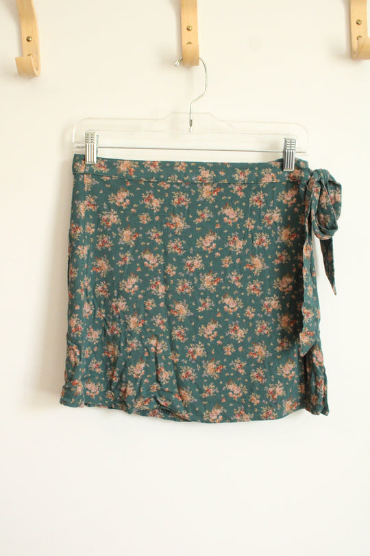 American Eagle Green Floral Wrap Mini Skirt | M