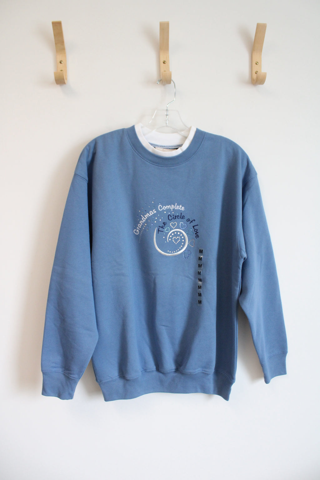 NEW M&C Sportswear "Grandmas Complete The Circle Of Love" Blue Sweatshirt | M