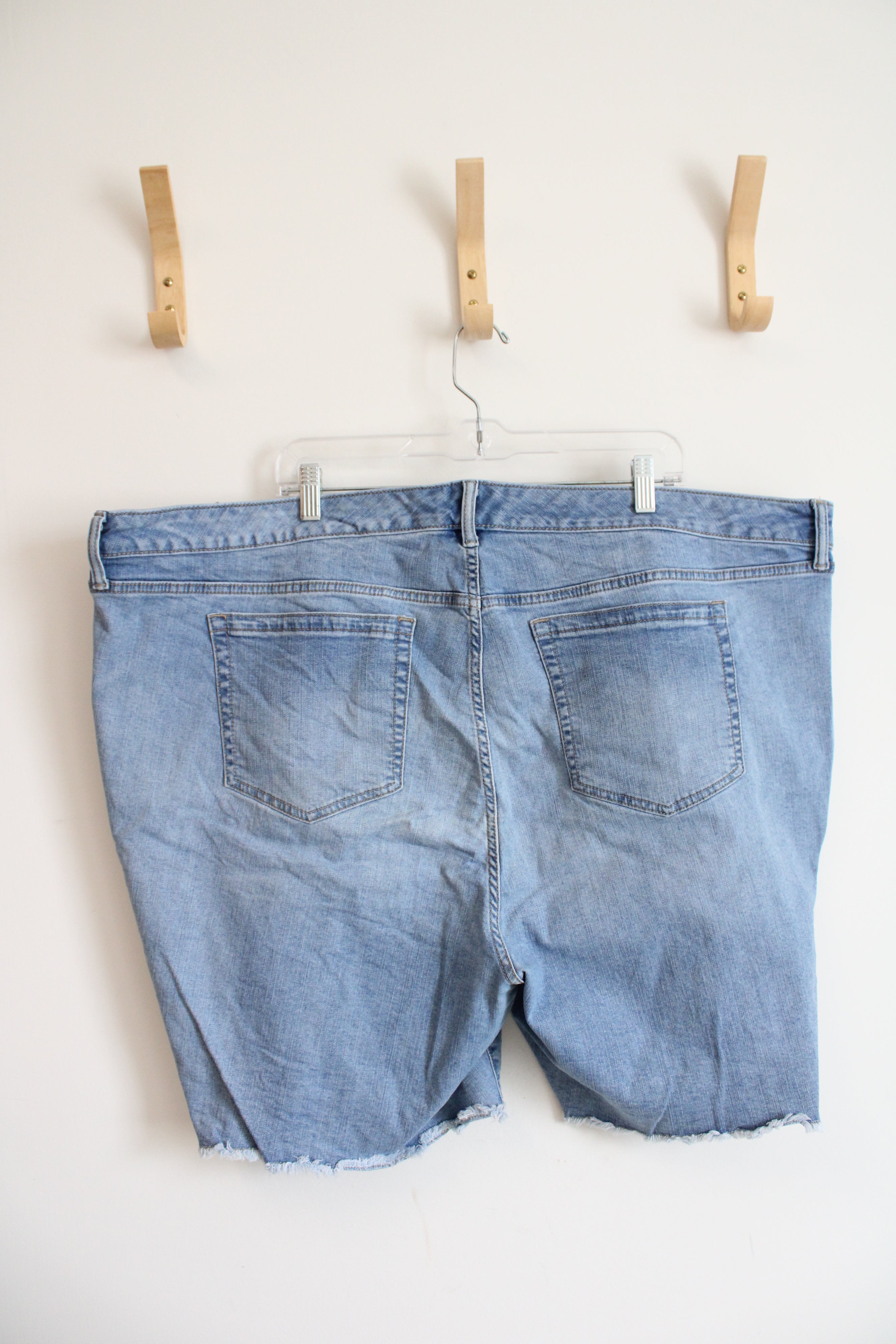 Torrid #FeelTheFit Jean Shorts | 28