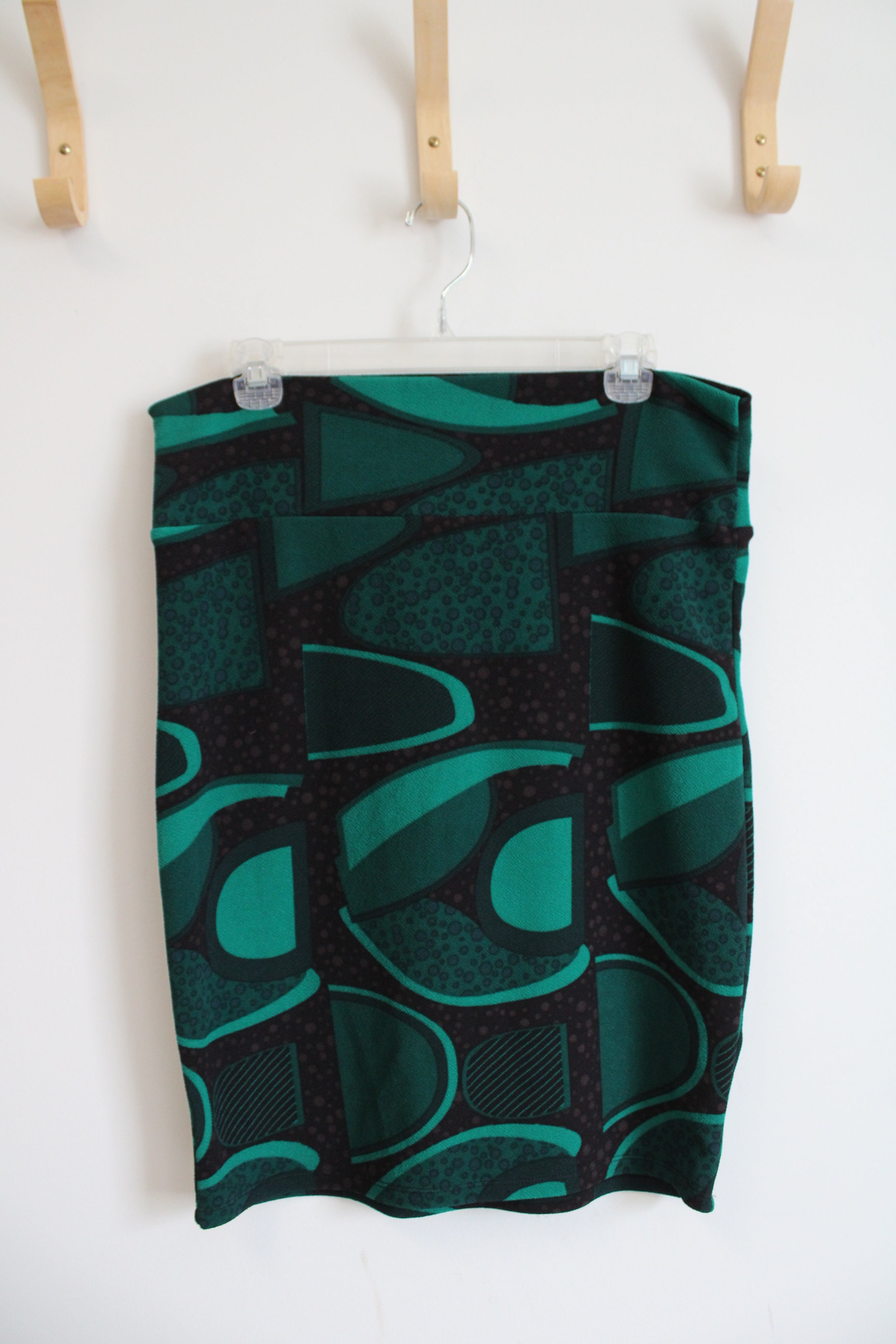 LuLaRoe Green & Black Patterned Pencil Skirt | L