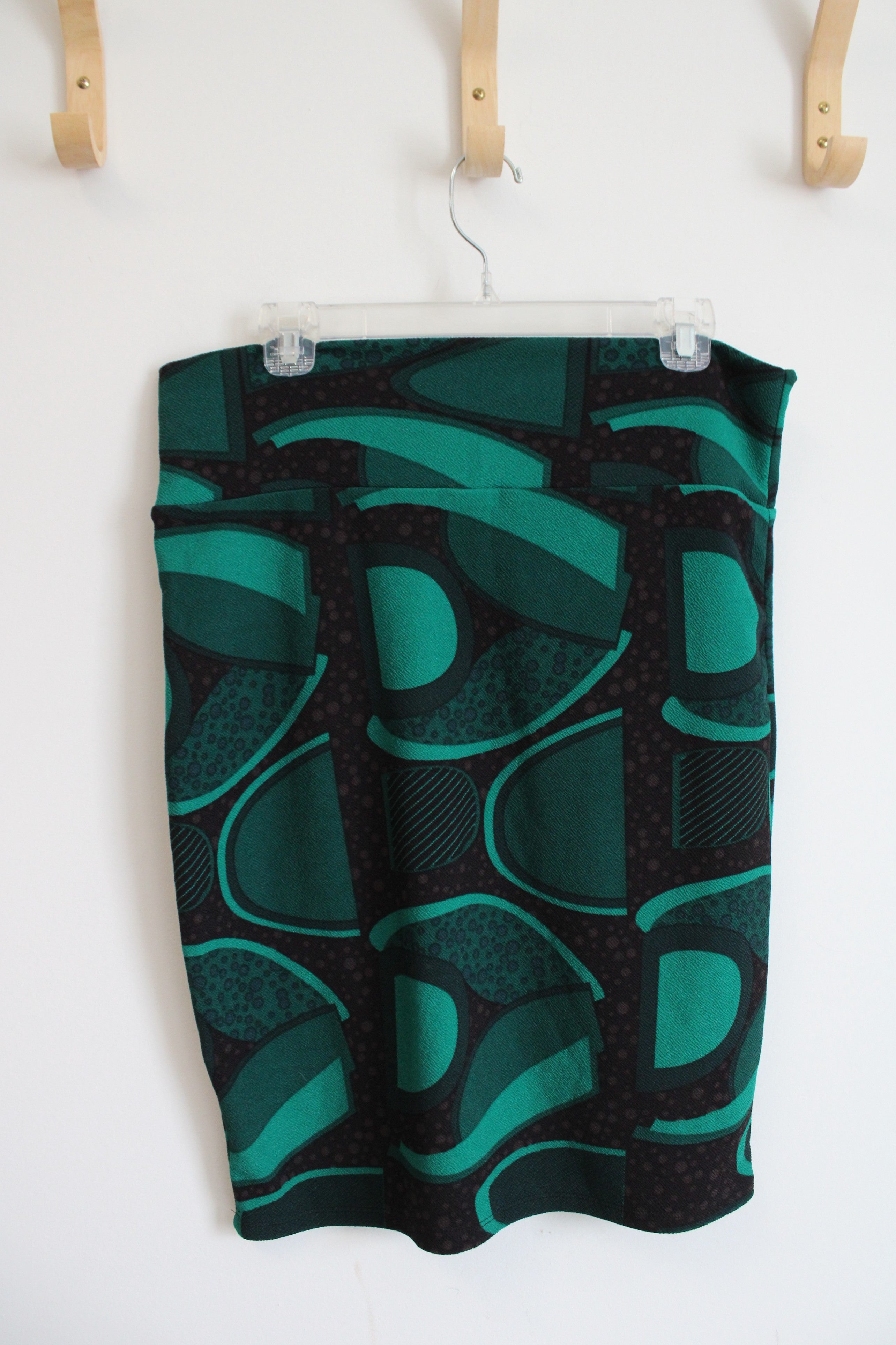 LuLaRoe Green & Black Patterned Pencil Skirt | L