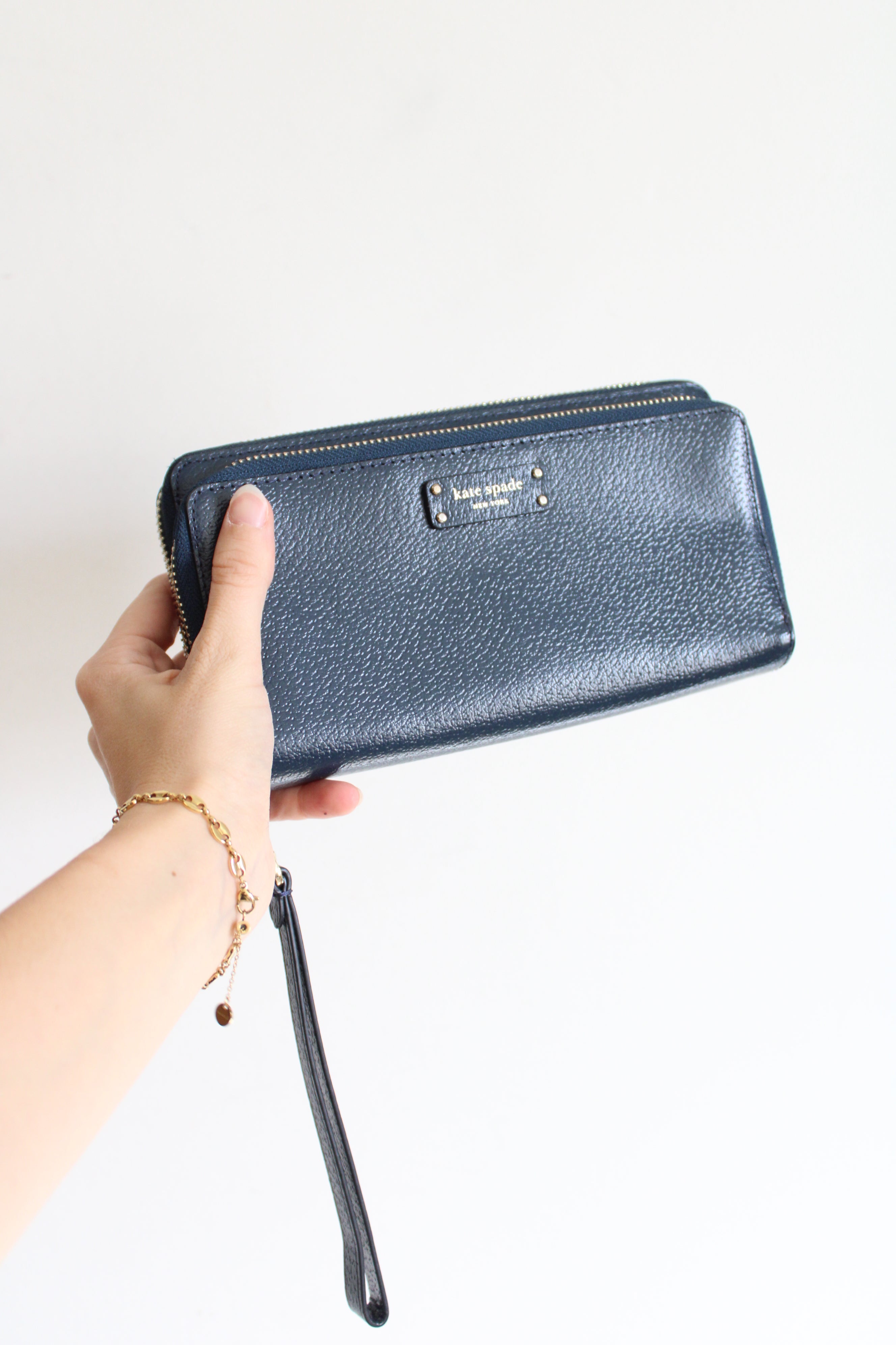 Kate Spade New York Blue Staci Large Carryall Wristlet