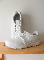 Brooks Addiction Walker 2 White Walking Shoes | Size 15 Wide