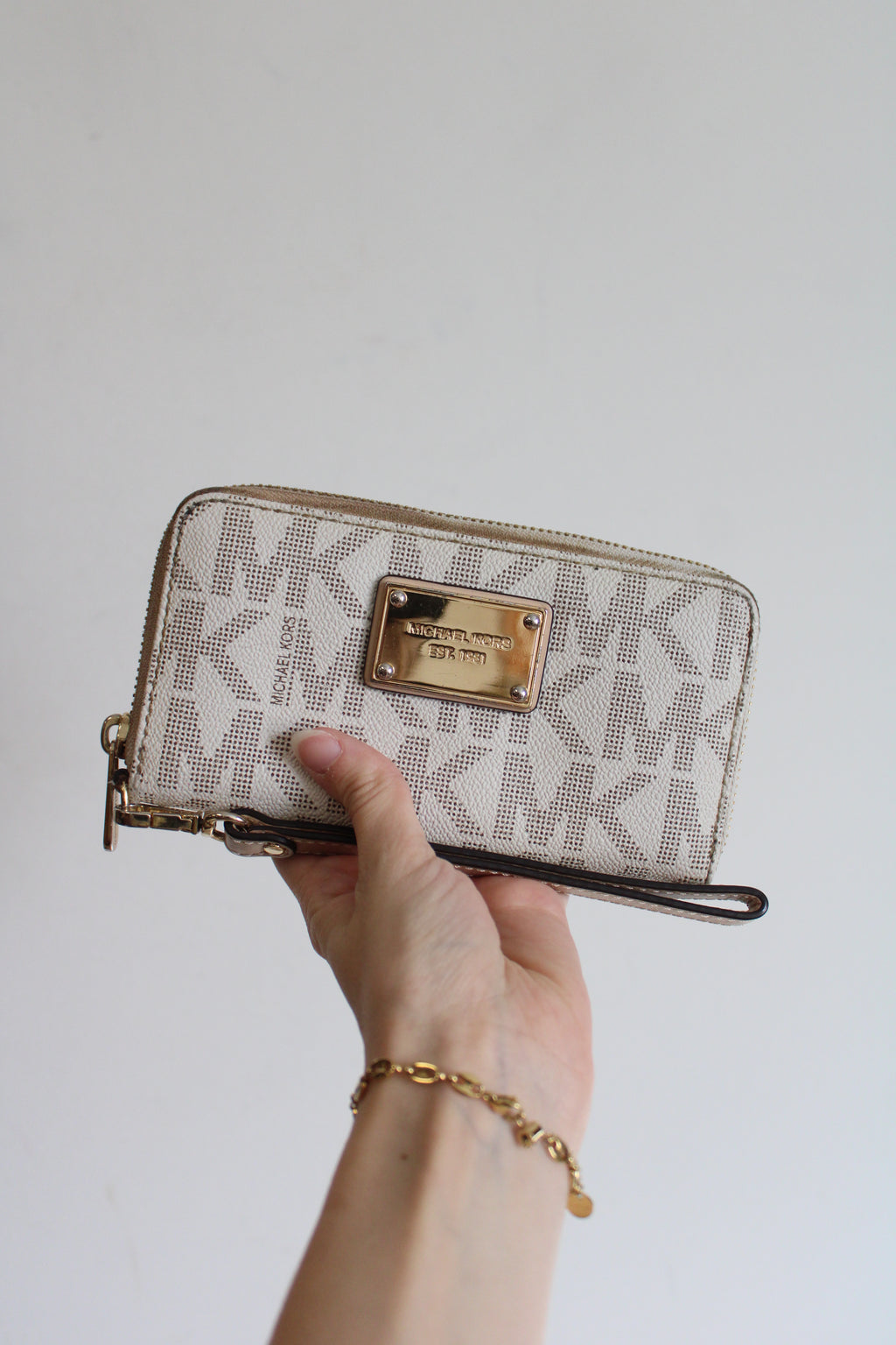 Michael Kors White Monogram Wristlet Wallet