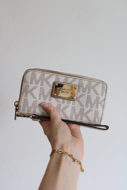 Michael Kors White Monogram Wristlet Wallet