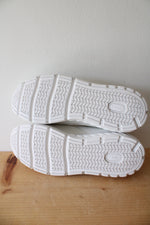 Brooks Addiction Walker 2 White Walking Shoes | Size 15 Wide