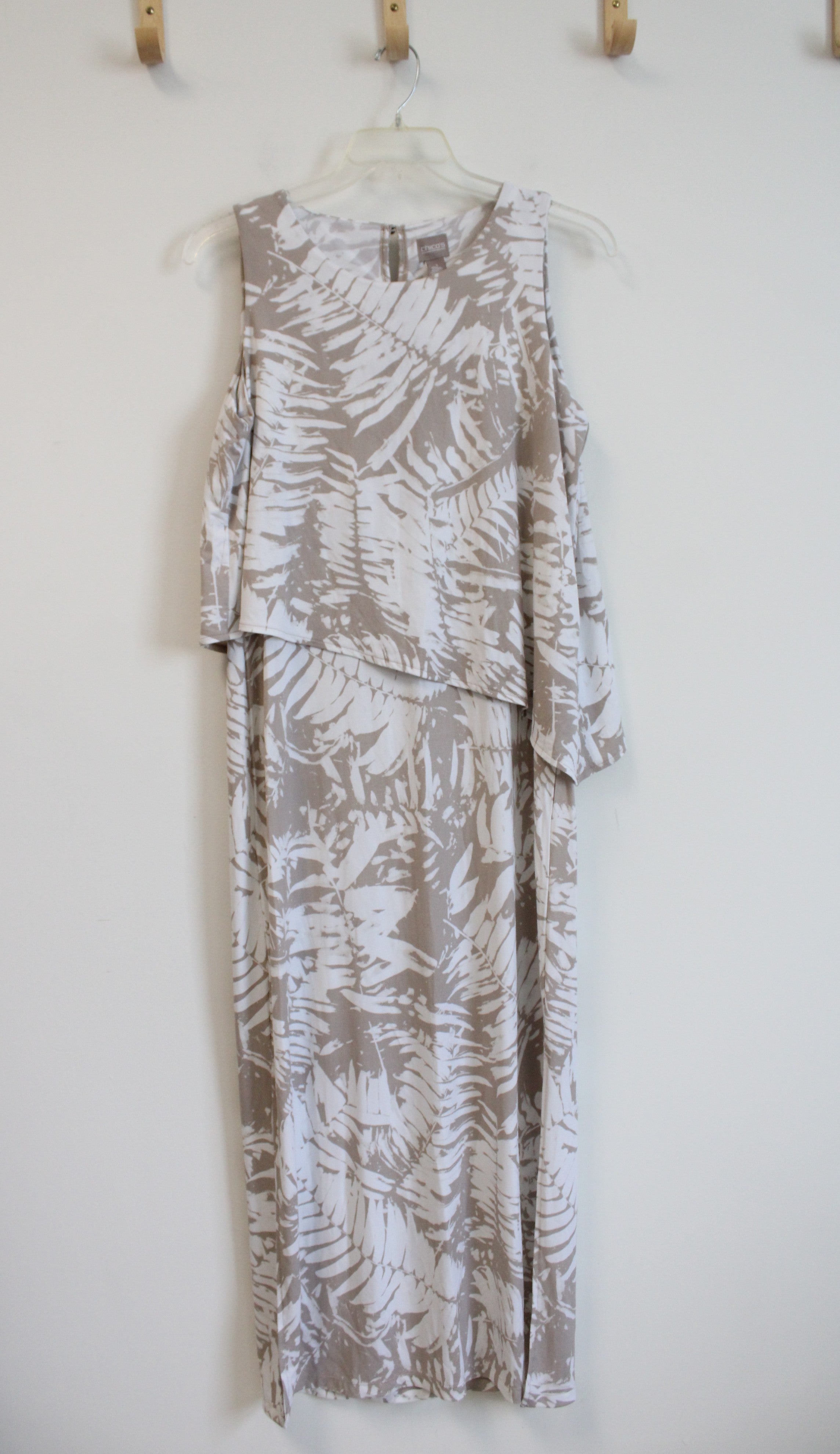Chico's Tan & White Tropical Patterned Maxi Dress | 1 (M)