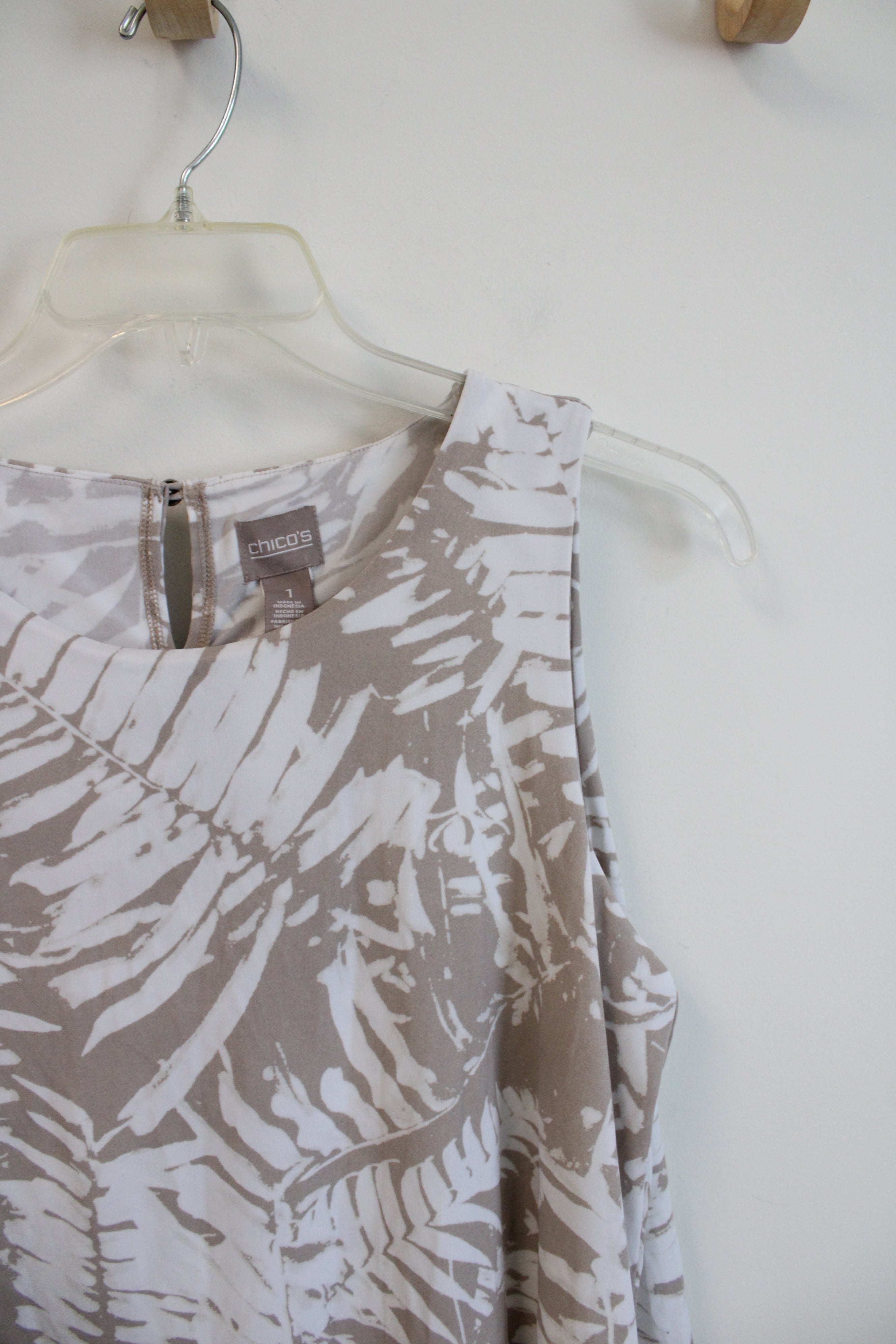 Chico's Tan & White Tropical Patterned Maxi Dress | 1 (M)