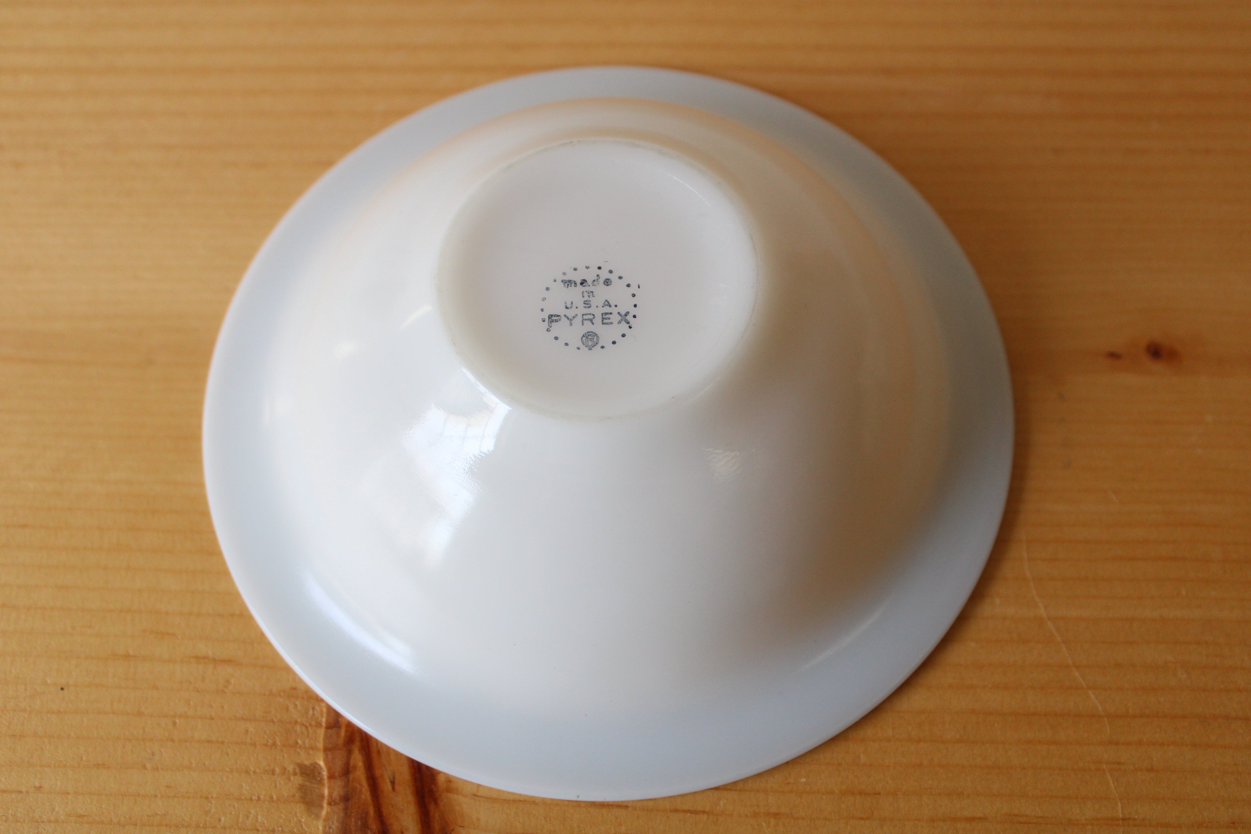 Gray By Pyrex 6" Bowl