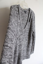 Torrid Black & Gray V-Neck Sweater | 1 (XL)