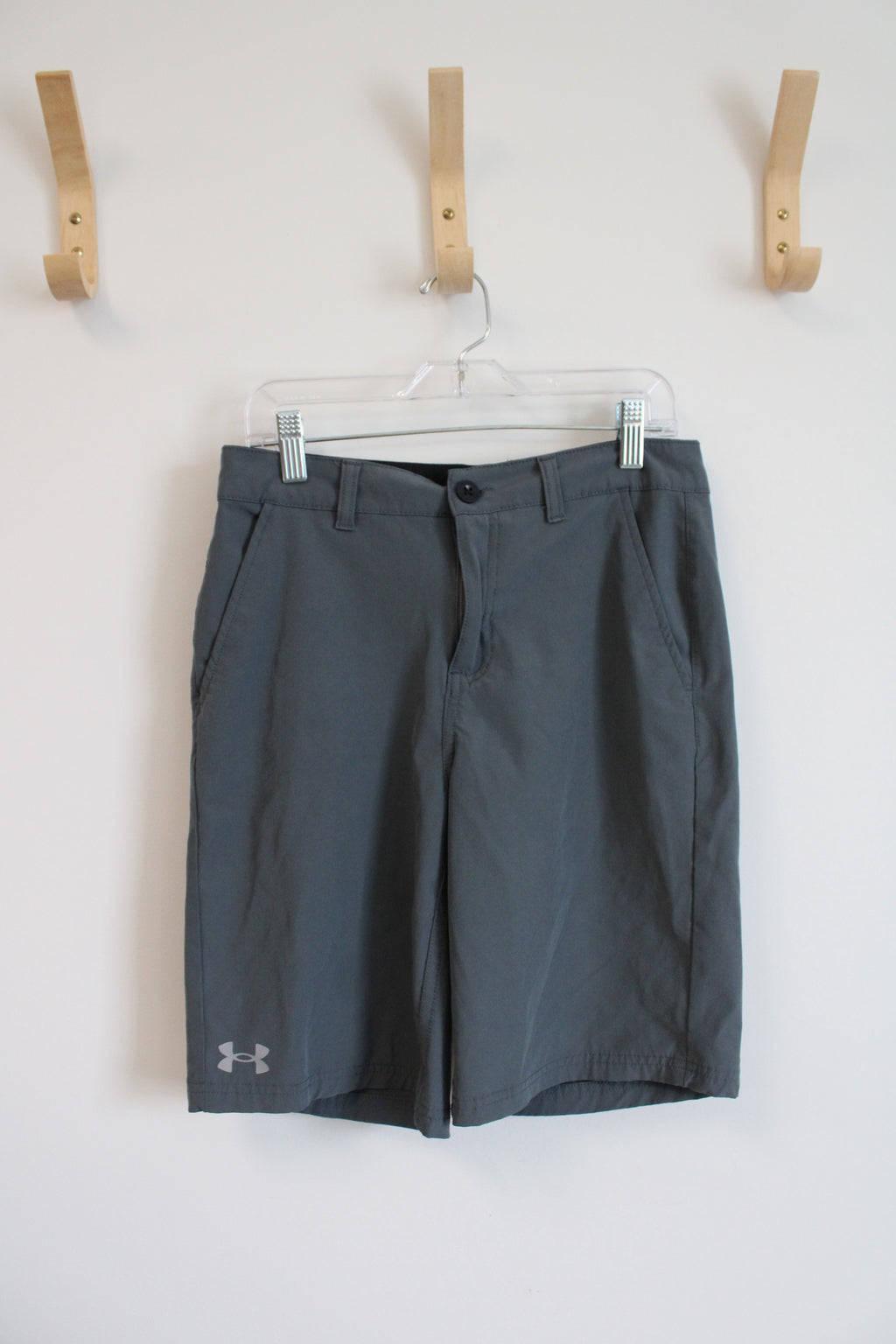 Under Armour Gray Shorts | Youth 14
