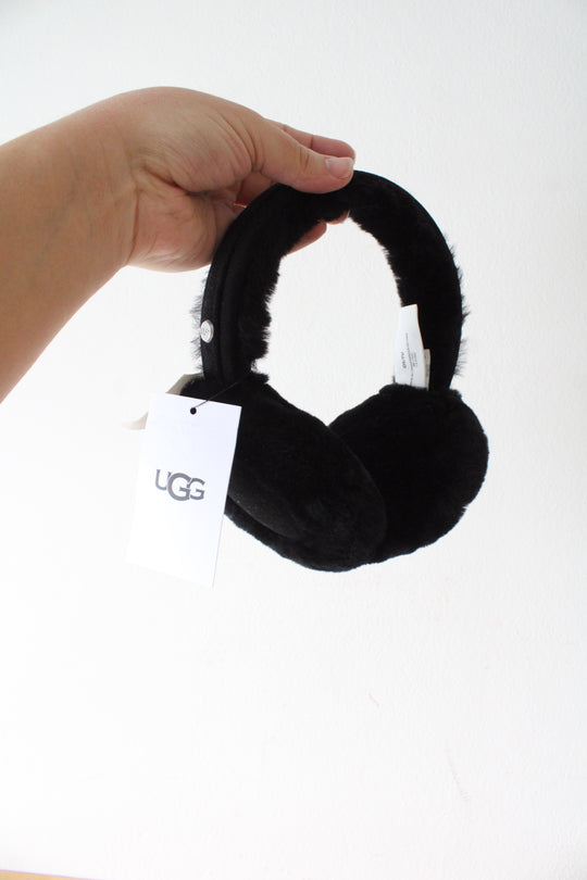 NEW Ugg Black Sheepskin Shearling Earmuffs