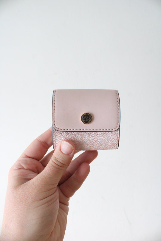 Michael Kors Jet Set Pink Airpods Case Keychain