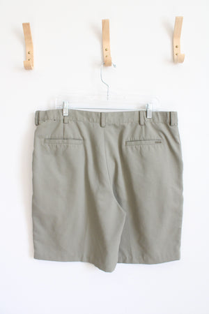 Izod Golf Tan Shorts | 40