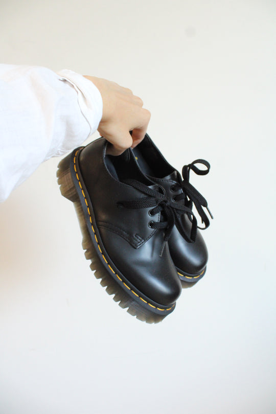 Dr. Martens Unisex-Adult 1461 Bex Smooth Black Loafer Shoe | Men's 4/Women's 5