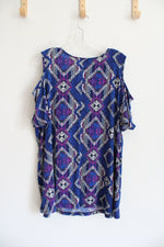 Catherines Blue Pink & White Triangle Patterned Cold Shoulder Top | 1X (18/20W)