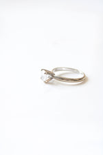 10K White Gold Clear Stone Solitaire Ring | Size 6