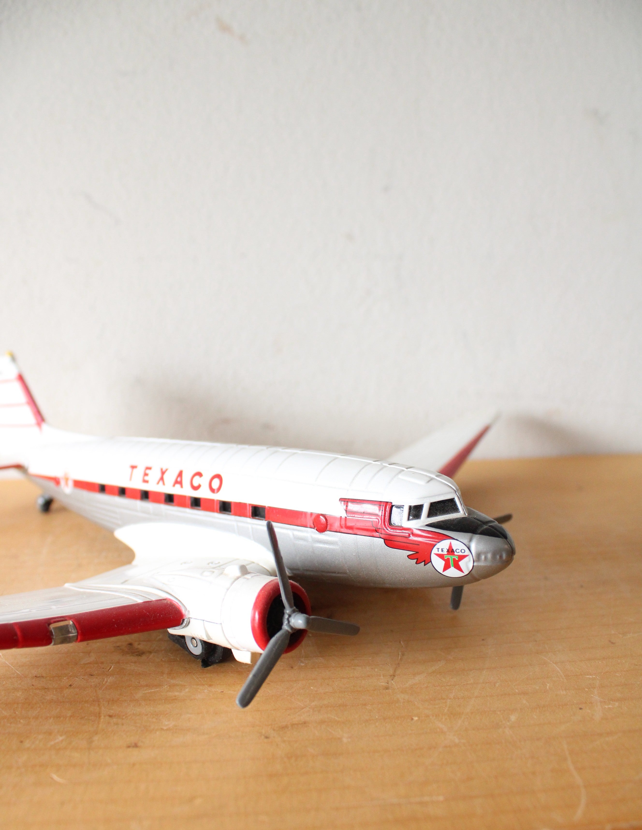 Texaco Wings Of Texaco "Gooney Bird" Douglas DC-3C Diecast Metal Replica Plane