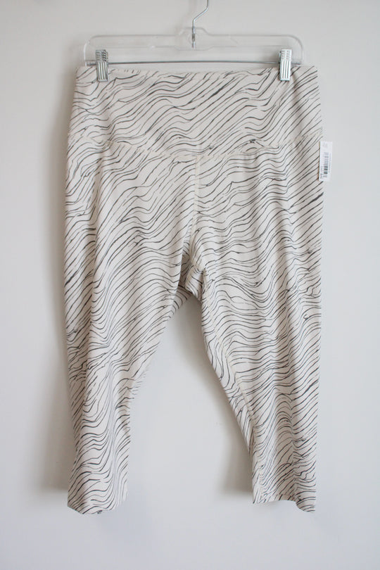 NEW Coreio Cream & Green Striped Capri Legging | 1X