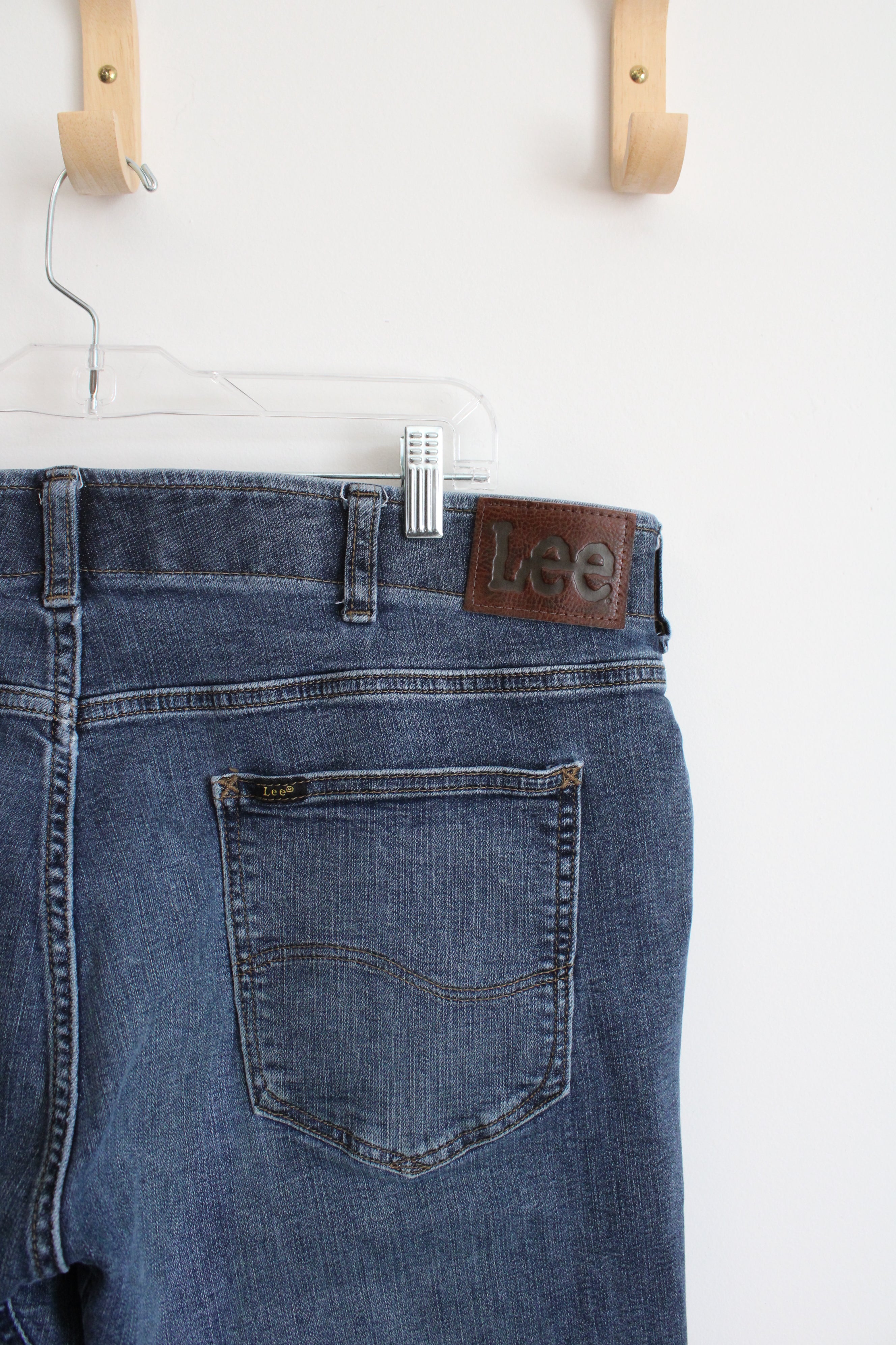 Lee Extreme Motion Straight Fit Tapered Leg Jeans | 40X30