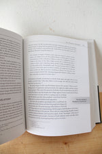 Grasping God's Word: A Hands-On Approach To Reading, Interpreting, & Applying The Bible By J. Scott Duvall & J. Daniel Hays