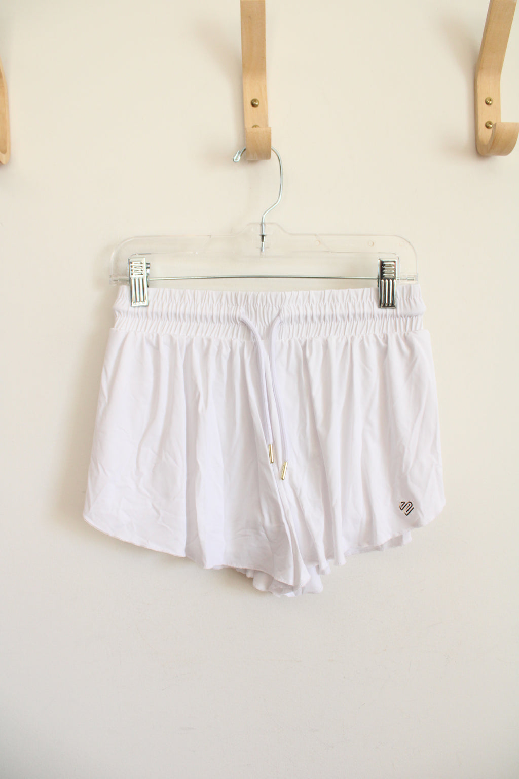 Justice White Athletic Shorts | Youth M (10)