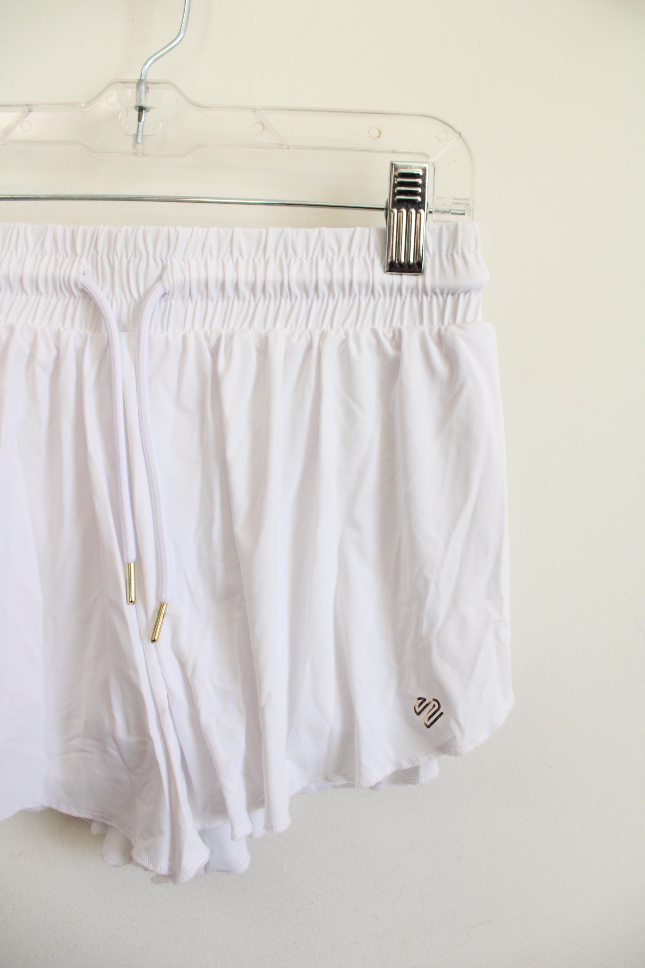 Justice White Athletic Shorts | Youth M (10)