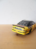 Nascar Action Racing 1999 Monte Carlo #1 Pennzoil Steve Park Die-Cast Car
