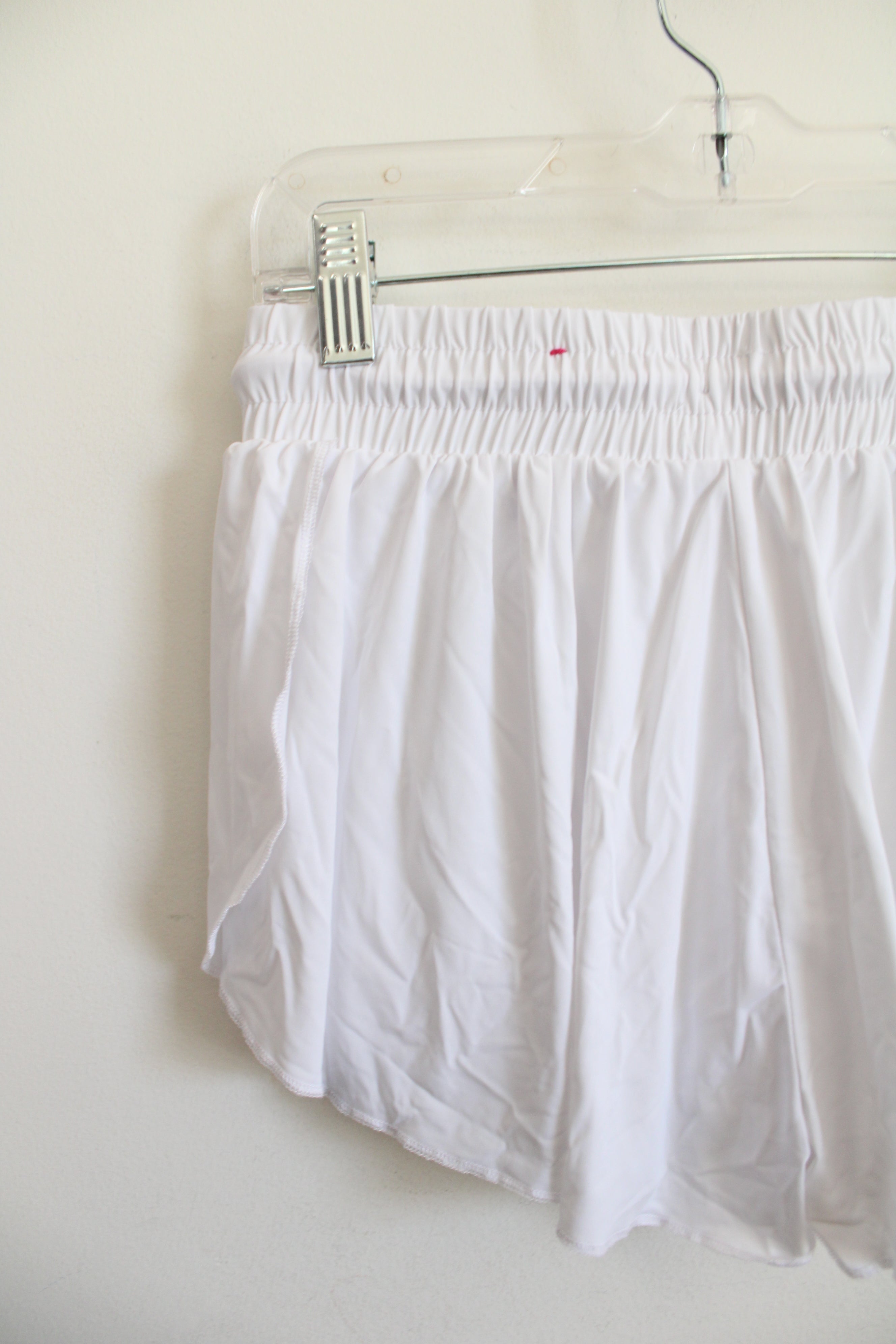 Justice White Athletic Shorts | Youth M (10)