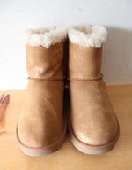 Ugg Mini Bailey Bow Gold Glitter Chestnut Boots | Size 6
