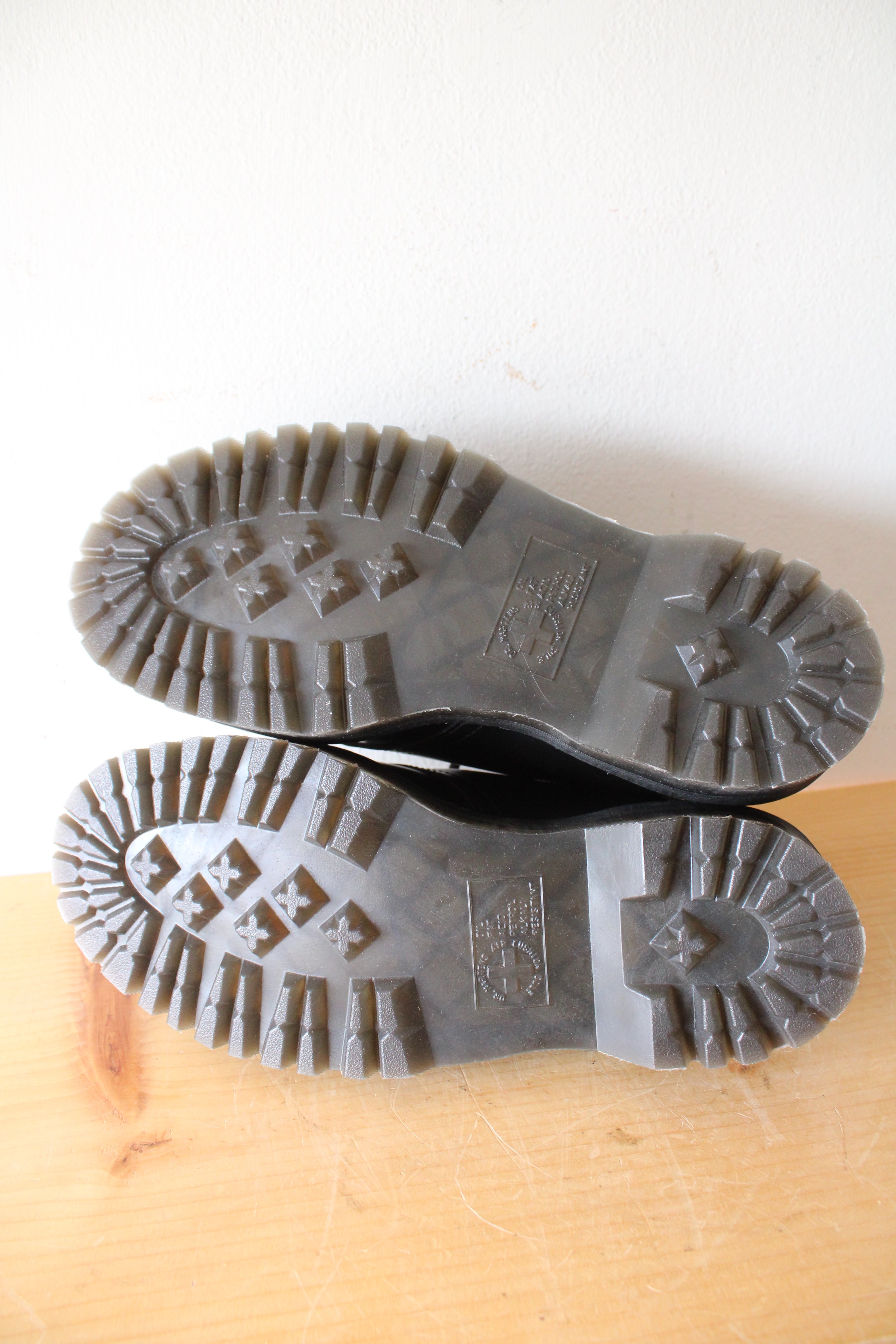 Dr. Martens Black 1461 Quad Platform Black Shoes | Size 8M/9L