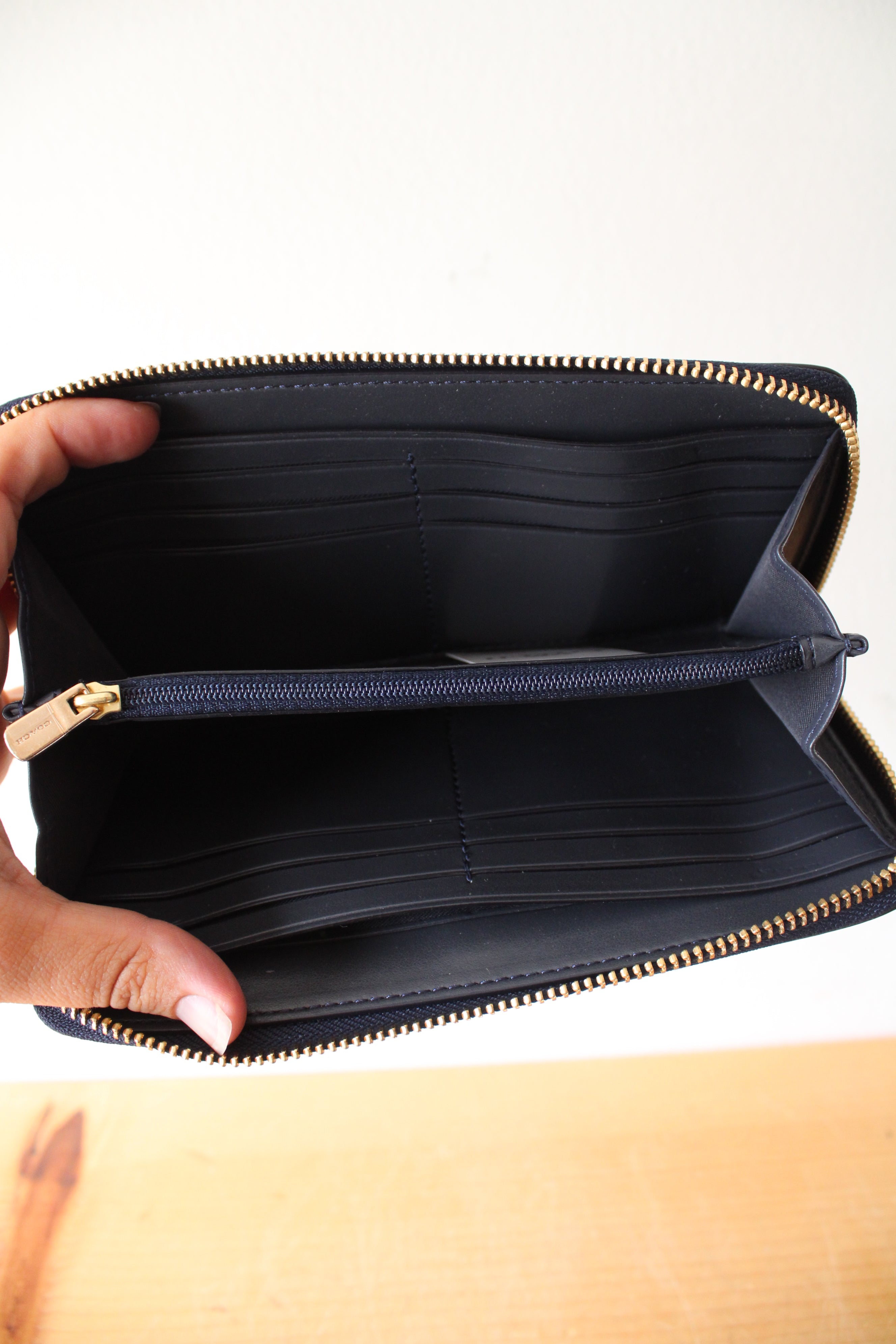 NEW Coach Signature Debossed Patent Leather Midnight Blue Accordion Zip Wallet