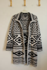 Spence Knits Gray and Black Geometric Print Sweater | M
