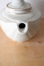 Hall's Superior Autumn Leaf Aladdin Infuser Teapot