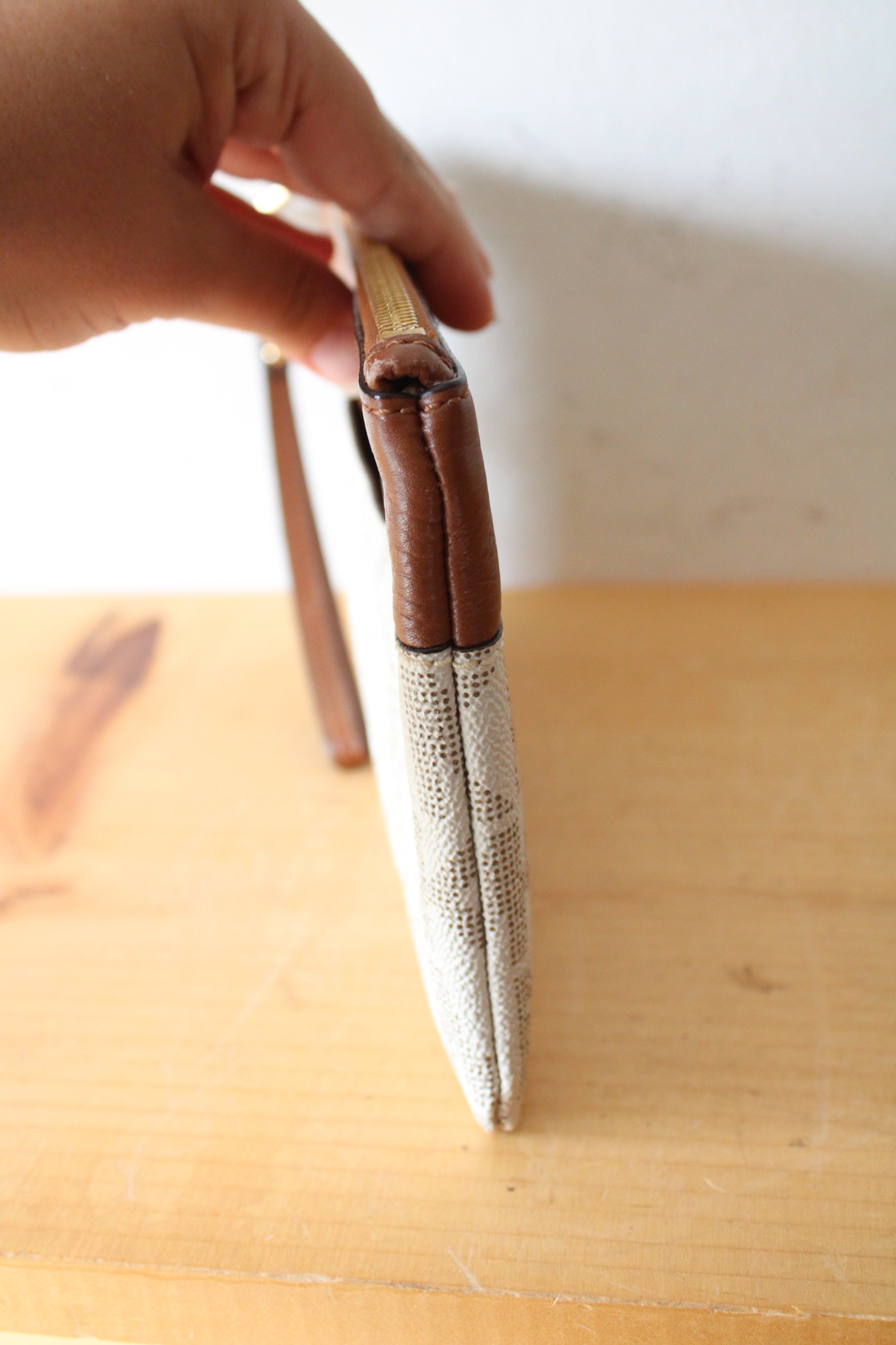 Michael Kors White & Brown Wristlet