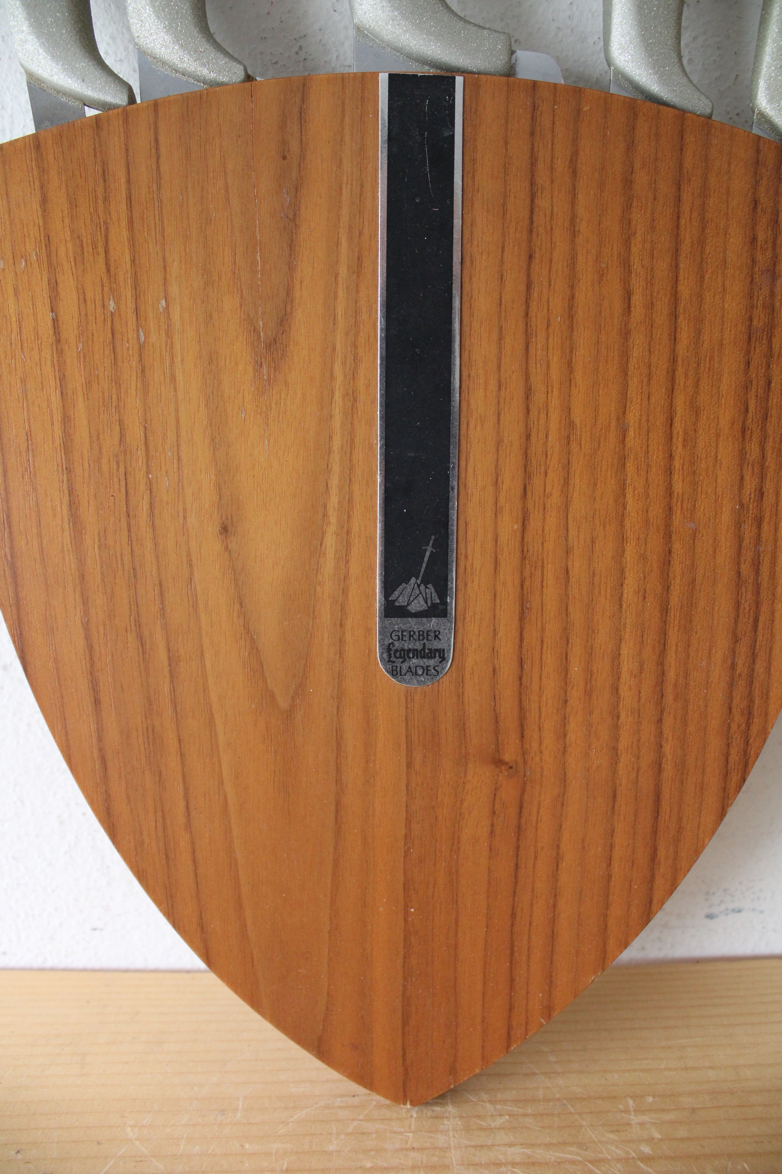 Gerber Legendary Blades & Wooden Shield Holder 5-Knife Set