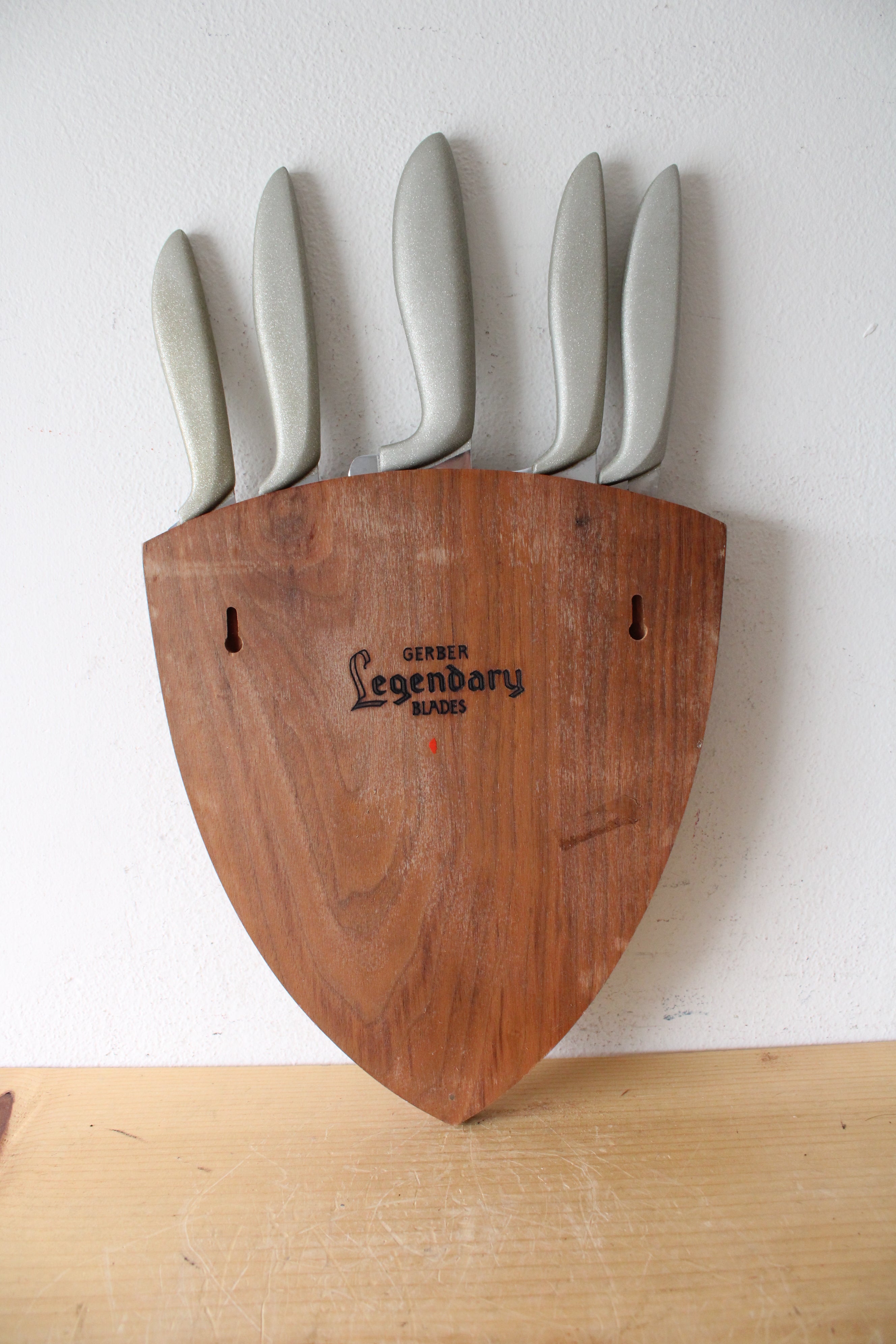 Gerber Legendary Blades & Wooden Shield Holder 5-Knife Set