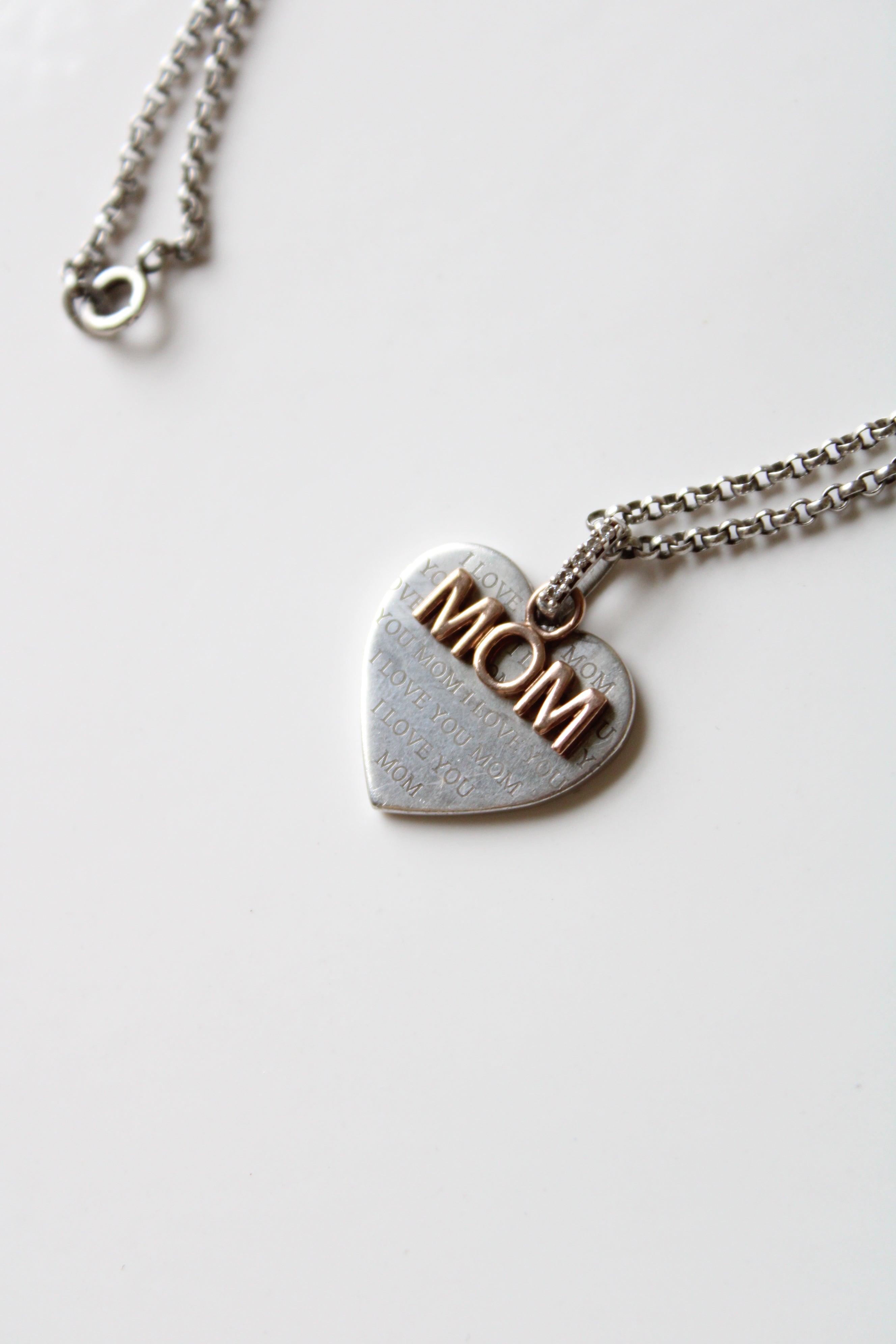 "Mom" Heart Pendant Necklace