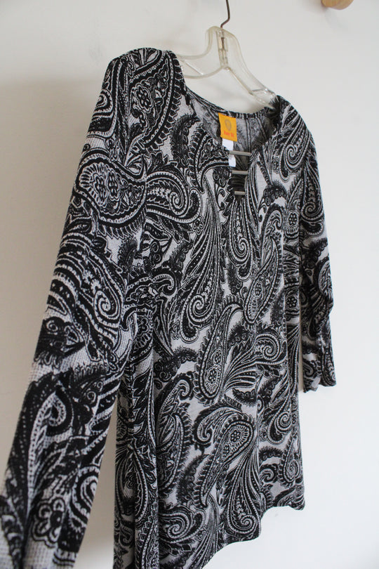 Ruby Rd. Black & Gray Paisley Top | M