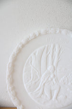 Fenton USA Bicentennial Project Of The General Federation Of Women's Clubs Colonial Milk Glass White "Life, Liberty And The Pursuit Of Happiness" Decorative Plate