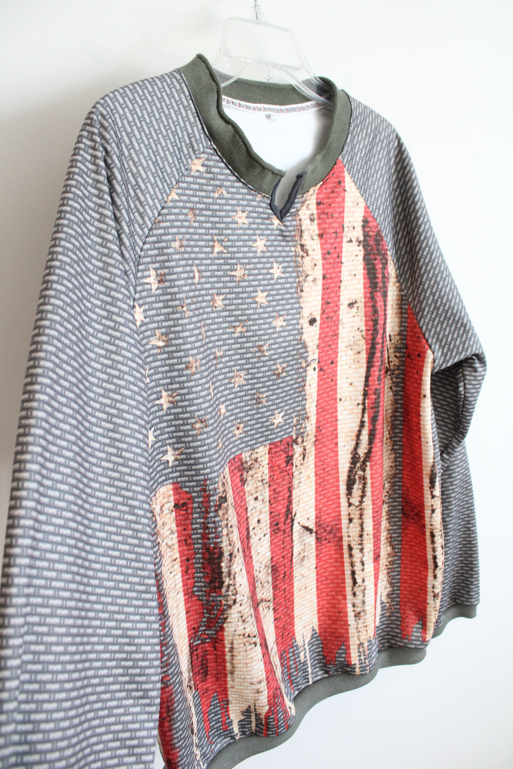 Green & Gray American Flag Sweatshirt | XL
