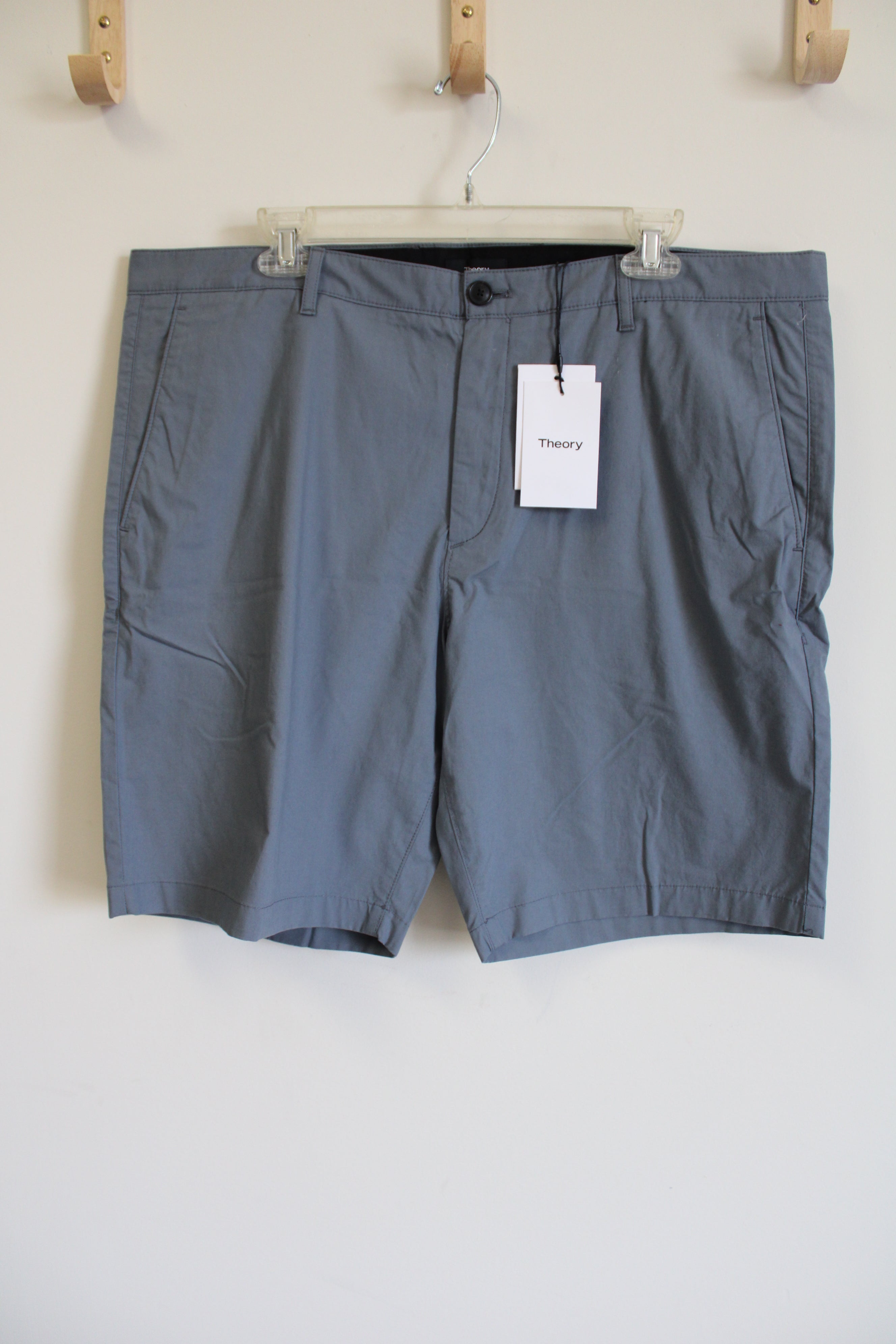 NEW Theory Zaine Dayvis Dusty Blue Short | 38
