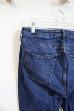 Universal Thread Mid Rise Curvy Skinny Jeans | 12/31